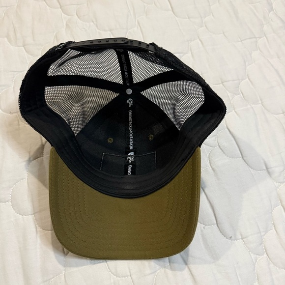 Mudder Trucker hat - Picture 5 of 7